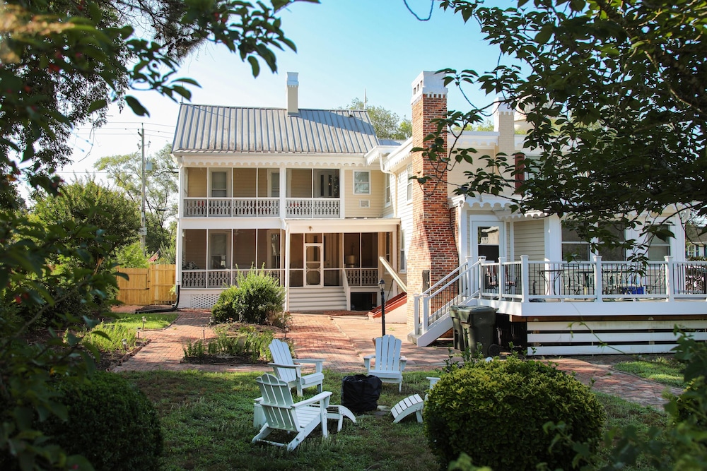 Cypress River Inn & Spa