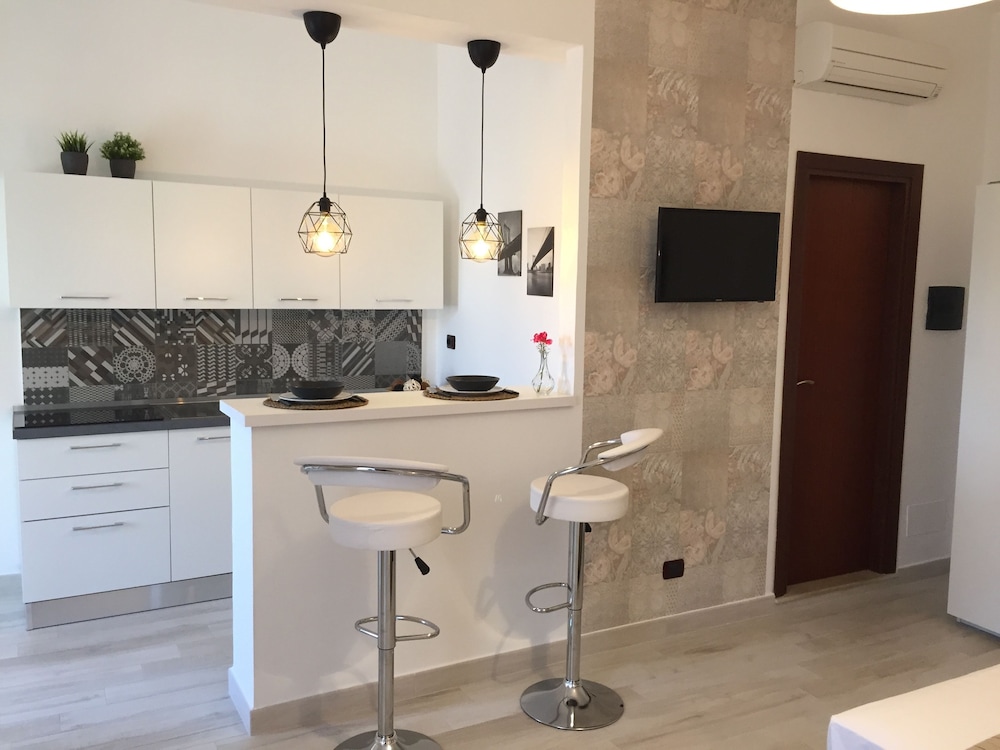 Modica Vacations - Casa Albergo Portale Pirrera - Property Image 15