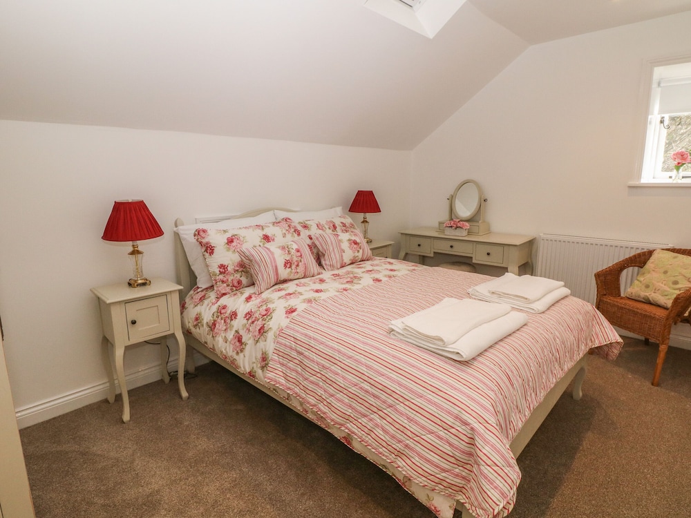 Chestnut Cottage
