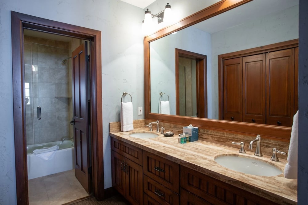 Stag Lodge at Deer Valley Resort - Four Bedroom Residence with Spa #33 4 Condo