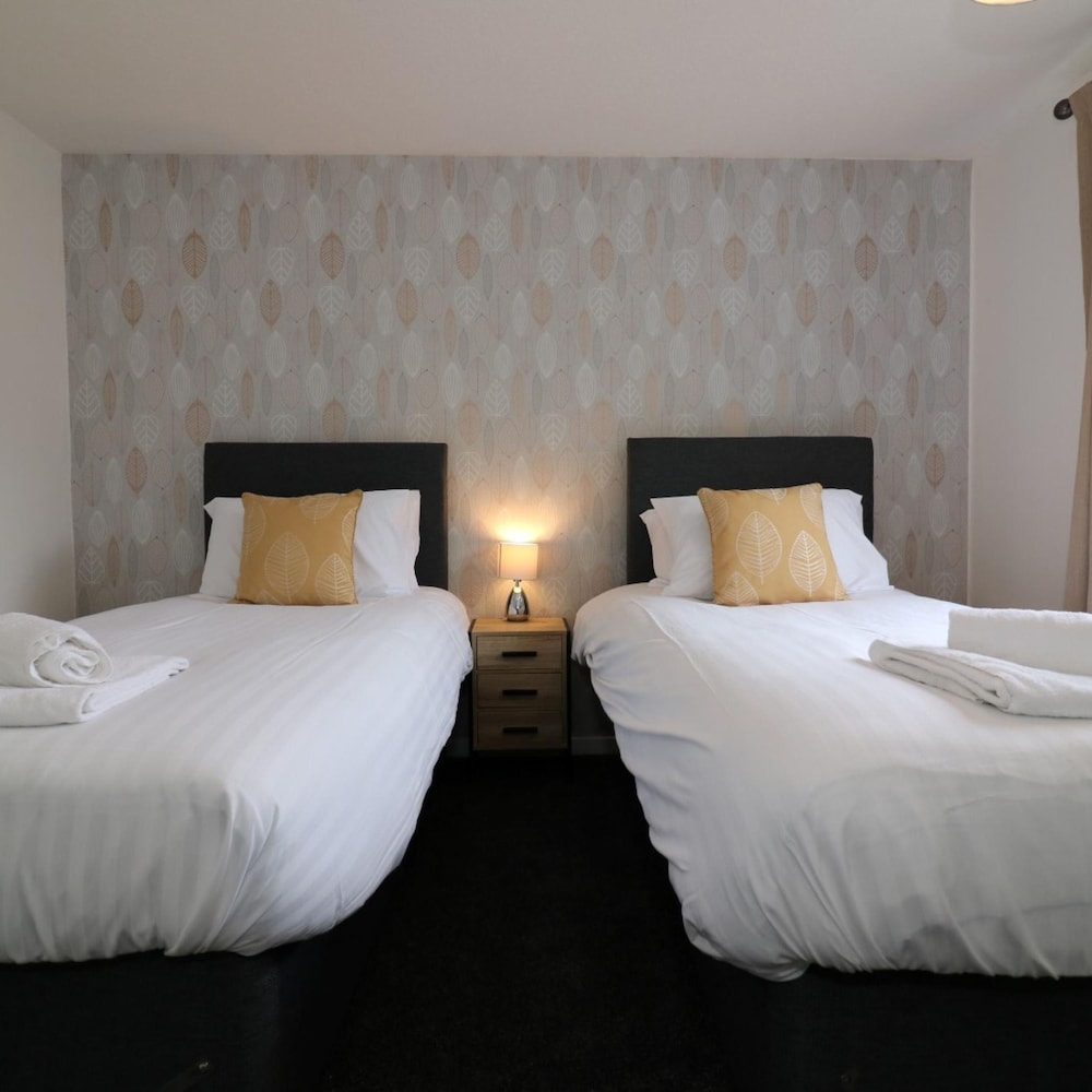 Carnoustie House - East Kilbride