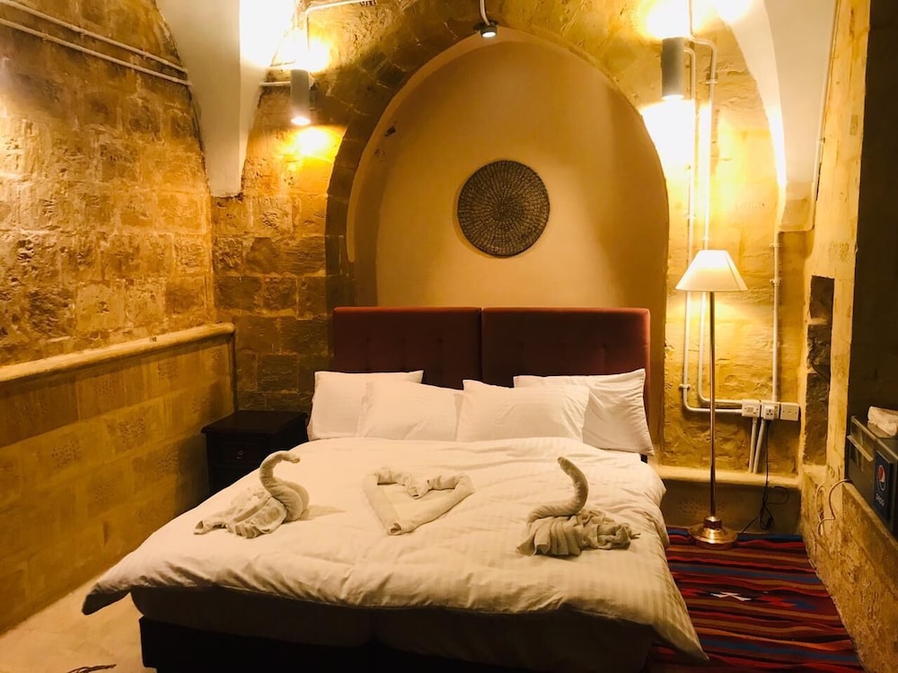 Beit Aziz Boutique Hotel