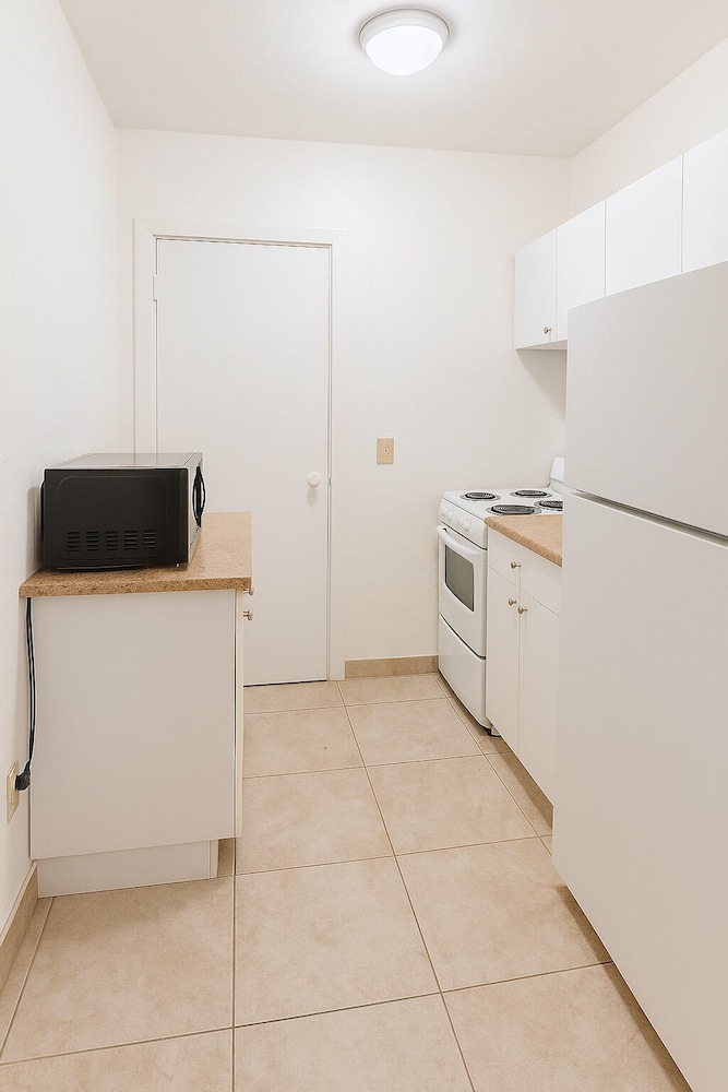 Modern Studio in the Heart of Wynwood