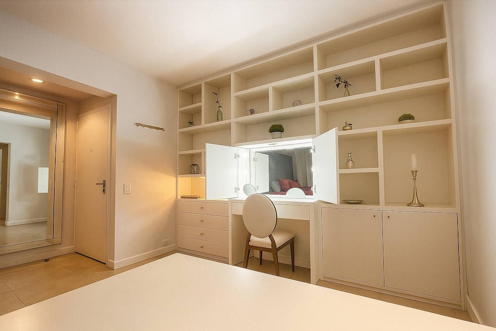 Cozy Buenos Aires Apartment in Desirable Neighborhood