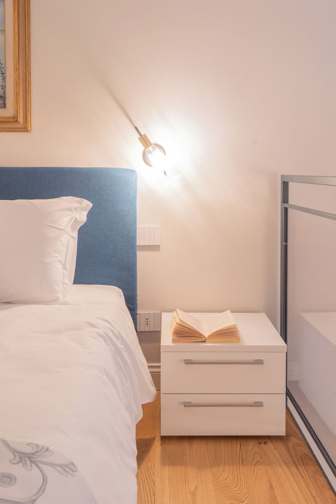 Cinque Giornate 70 Suites by Rent all Como