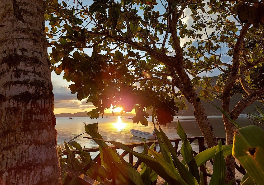 Doublegem Beach Resort and Hotel