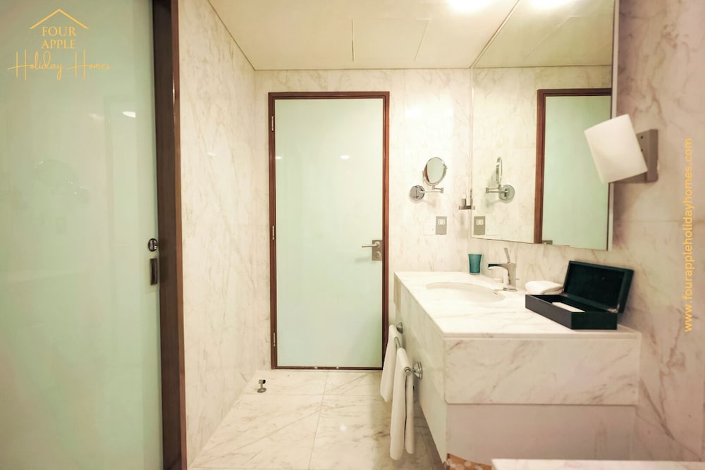1BHK Downtown