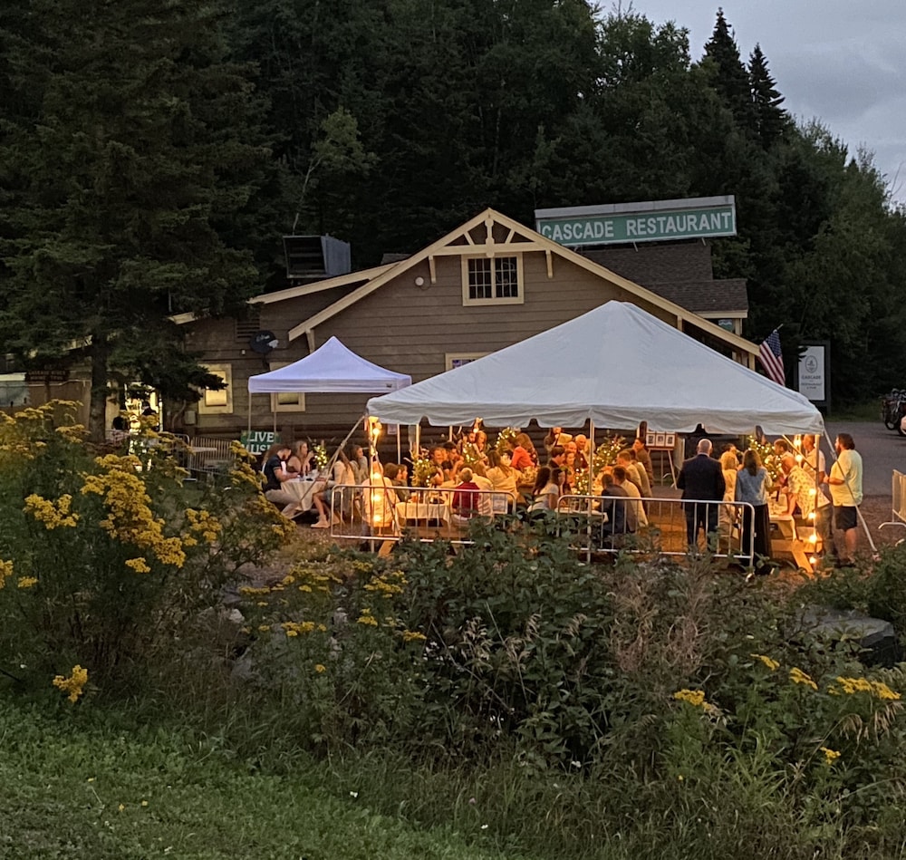 Cascade Lodge