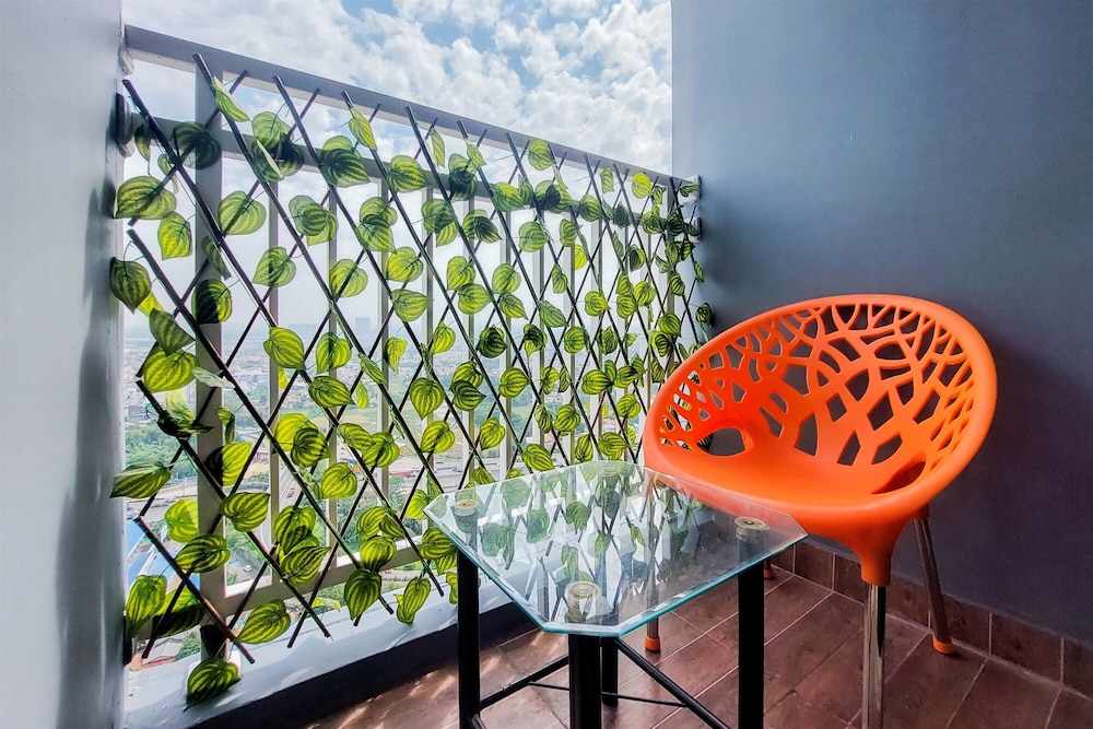 Cozy and Tidy Studio Apartment at Springwood Residence Tangerang