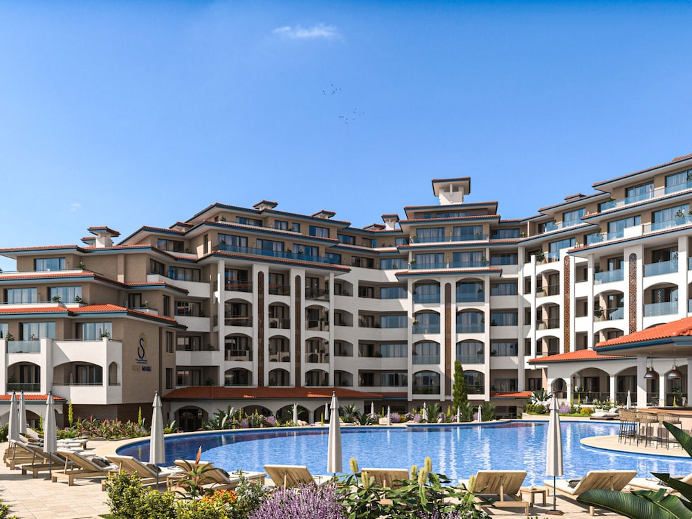 Sanders Solemare - Lovely 1 Bedroom Apt With Balcony
