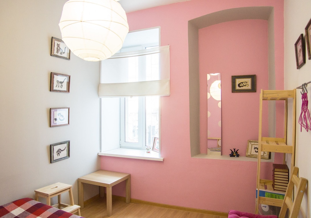 Guest House Gallery and More