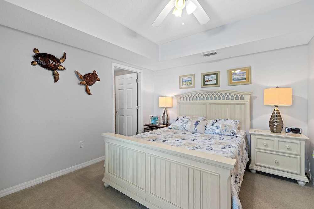 Oceanwalk 15-302