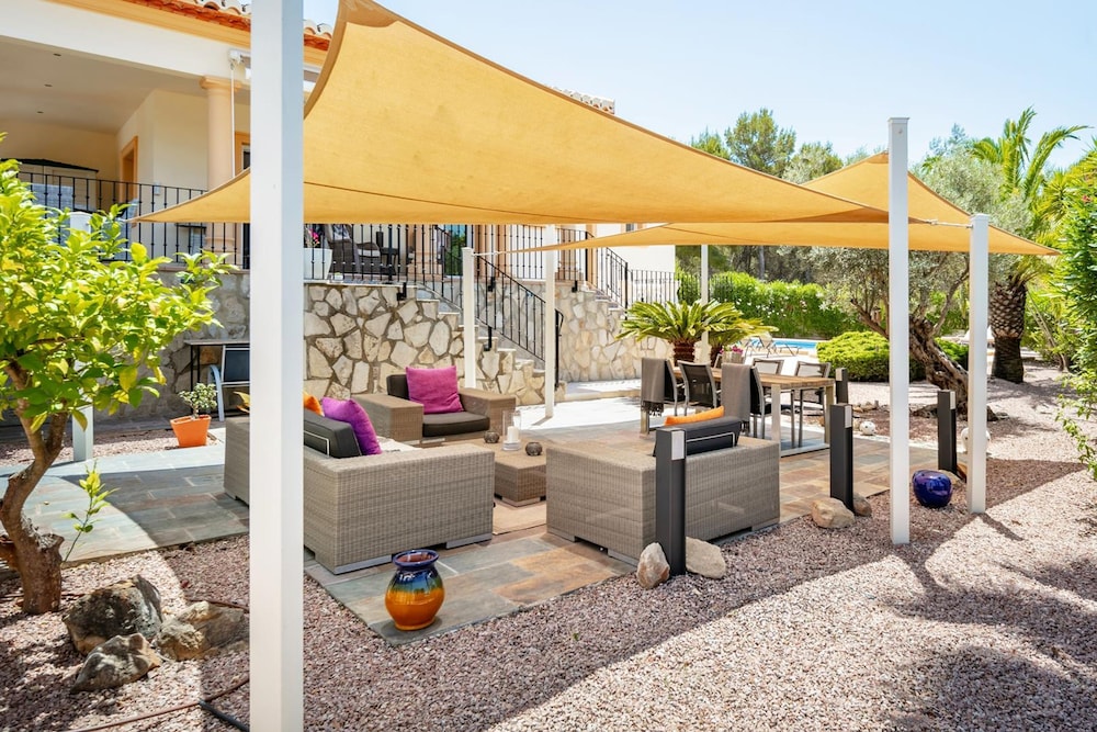 Villa Eva in J vea With 3 Bedrooms and 2 Bathrooms
