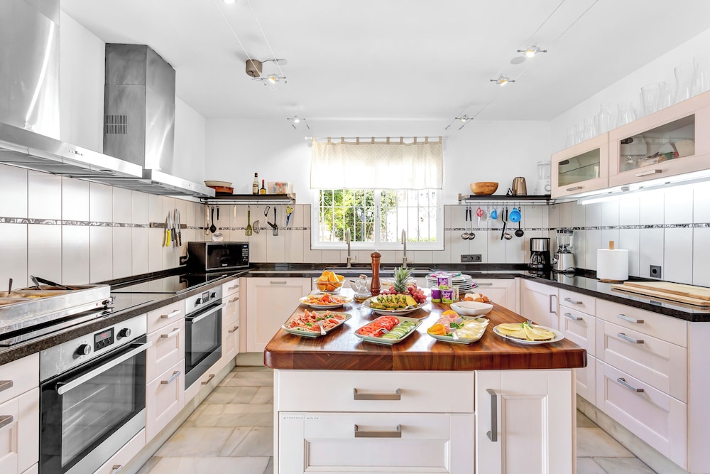 Most Luxurious Villa on the Costa del Sol view 2