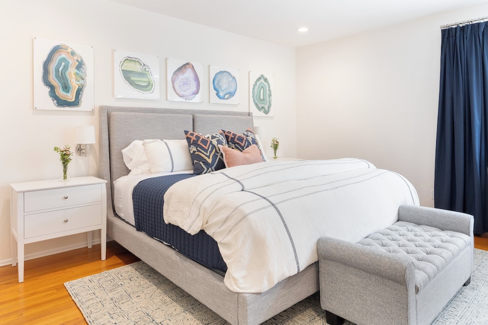 La Jolla Living by Avantstay A+ Location Private Backyard Lounge