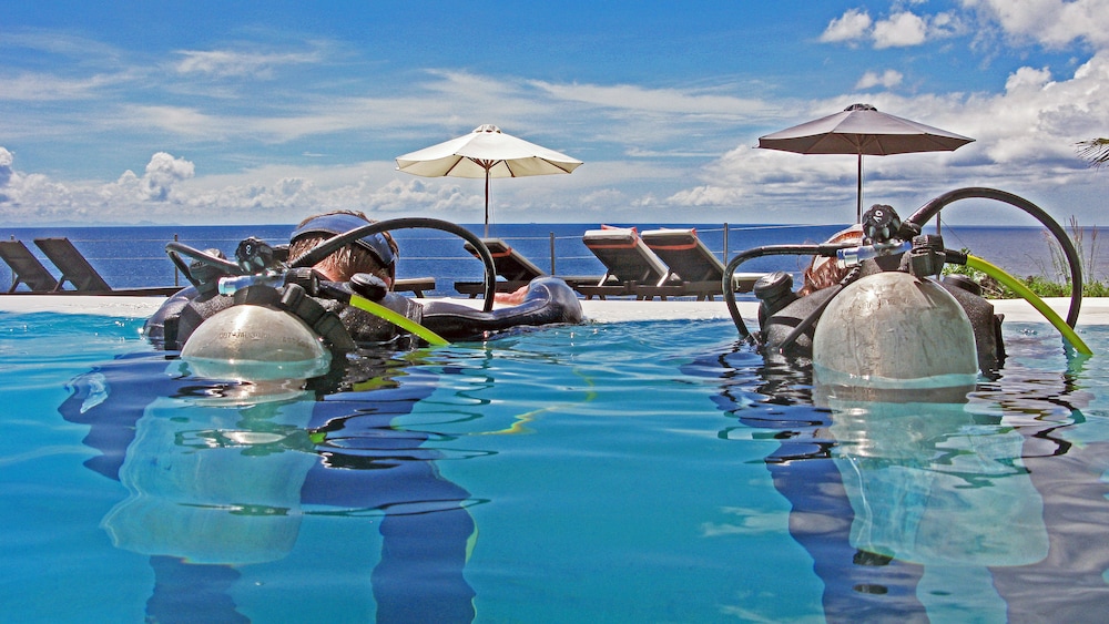 Kawayan Holiday Resort