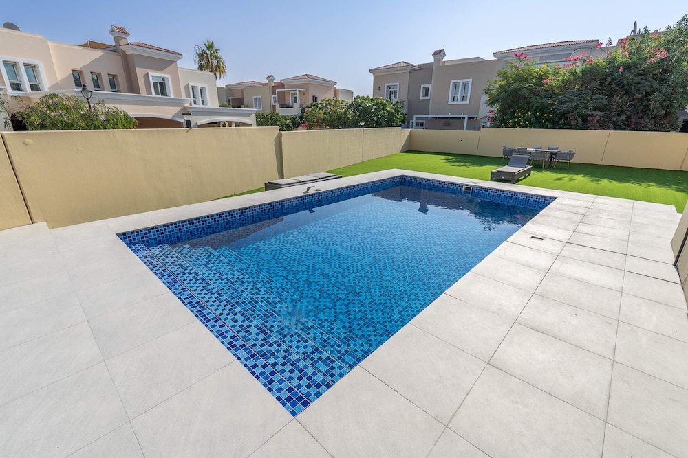 Luxury 4BR Villa-al Reem 3-perfect Family Getaway