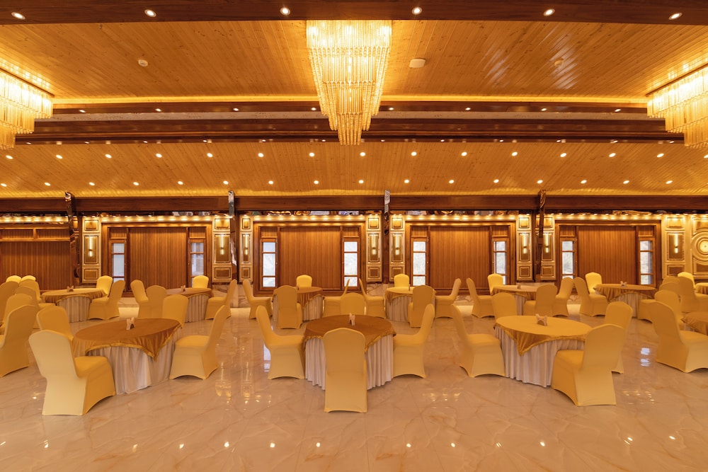 Elbrus Resort & Spa