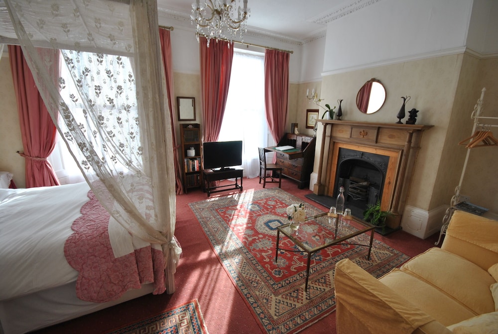 Churchill Guest House view 4