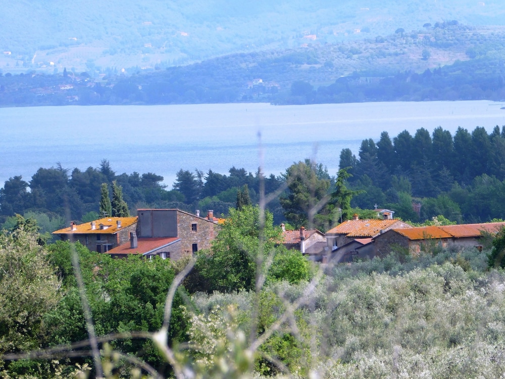 Borgo Cenaioli view 5