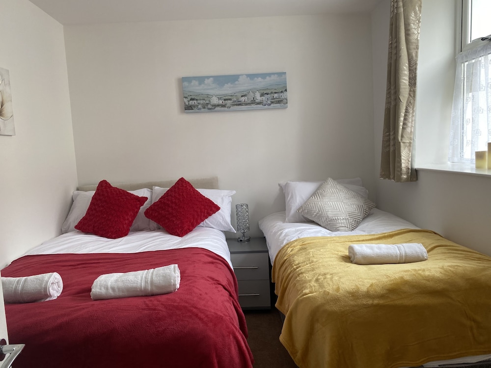 Octagon Apartment 1 view 2