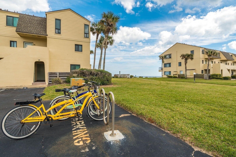 Blessed By The Sea Crescent Beach Activities 2 Bedroom Home