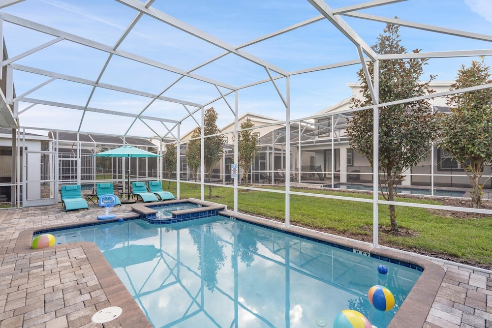 ChampionsGate Resort 8-Bedroom Vacation Pool Home - Includes Resort Clubhouse Amenity Access! 8 Home