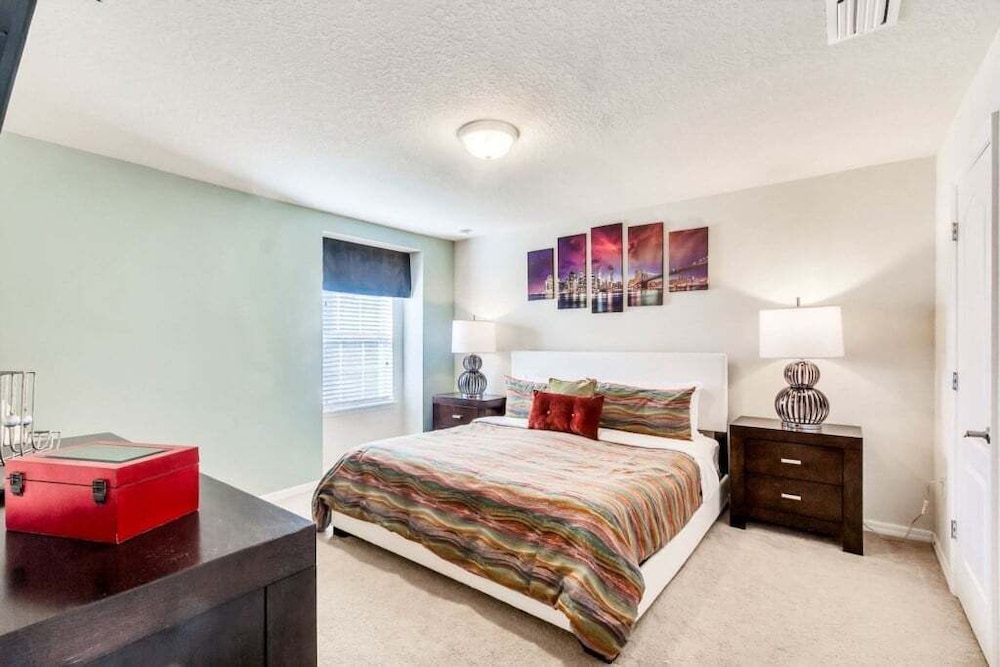 Beautiful Tranquil Relaxing Home With Private Pool 4 Bedroom Townhouse