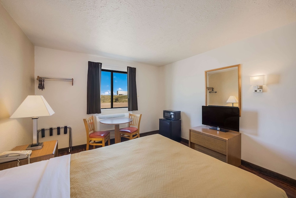 Studio 6 Limon, CO – I-70