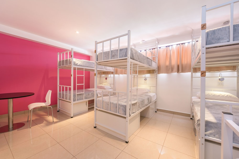 Hotel del Paseo - Hostel