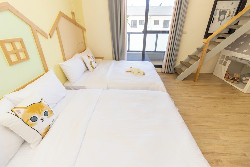 TurnLeftHome view 4