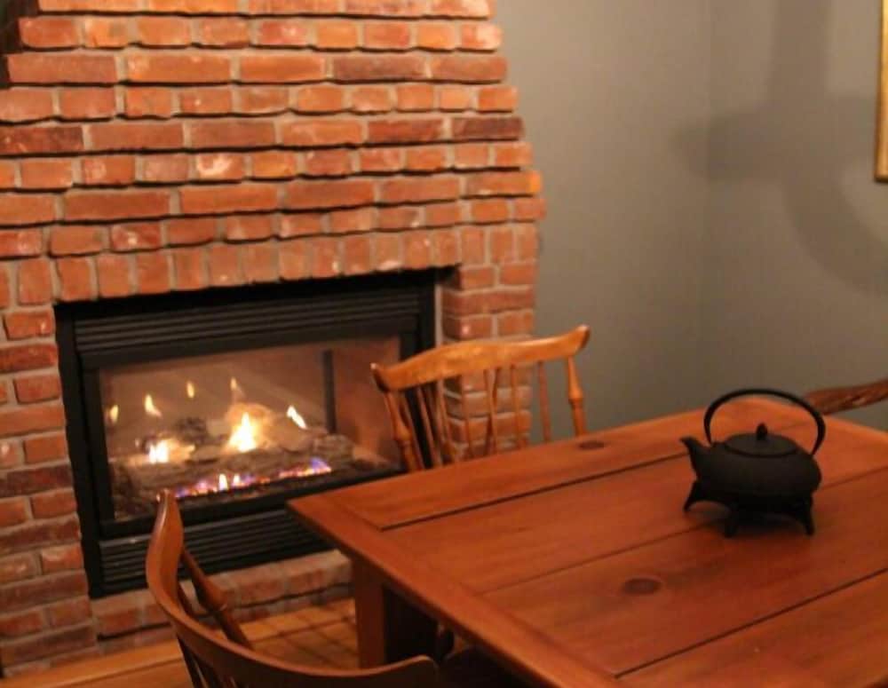 The Swayze Cottage-3