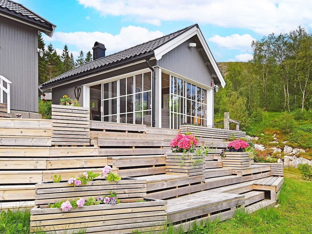 6 Person Holiday Home in Sandhornoy-by Traum view 4