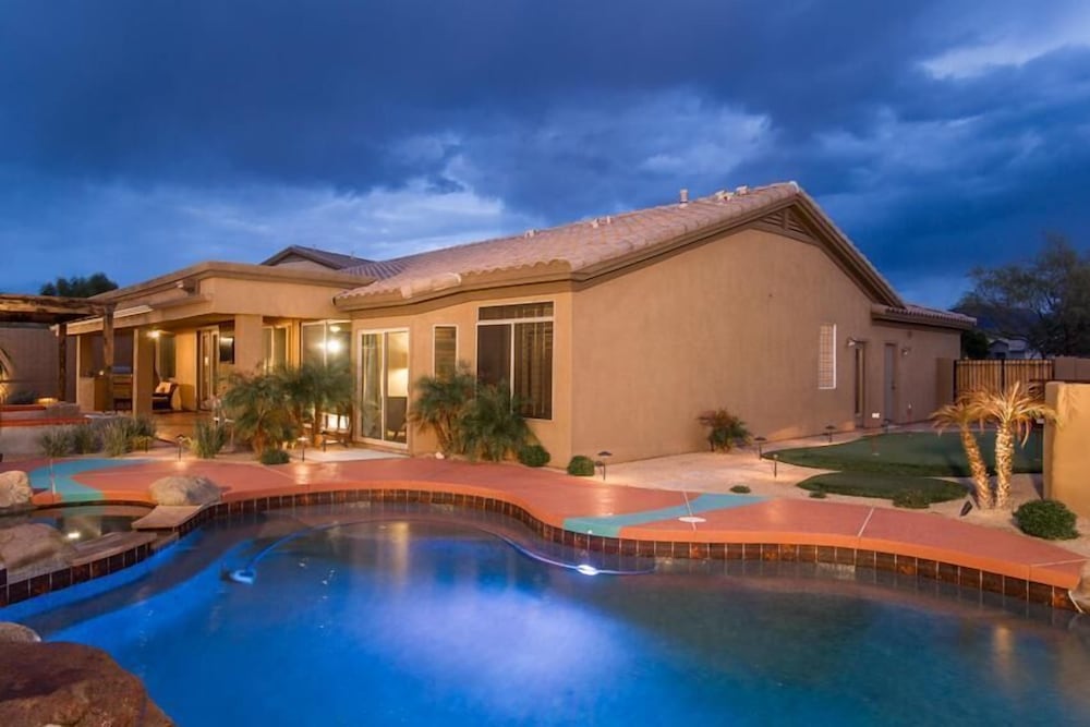 Sonoran Desert Retreat By Signature Vacation Rentals