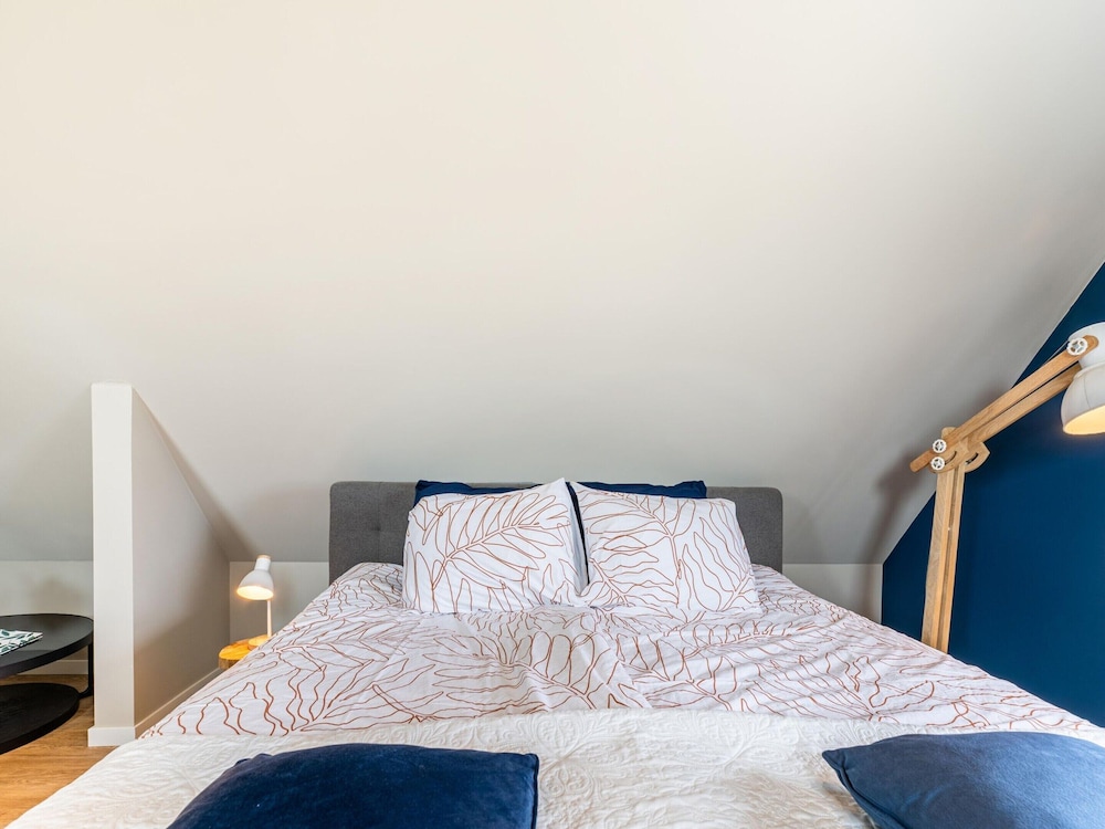 Magnificent Heritage Home w Sweeping Views of the City Oranjezicht Heritage view 4