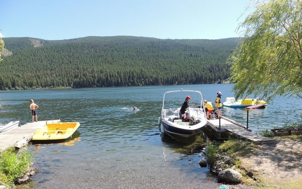 Marigold Fishing Resort
