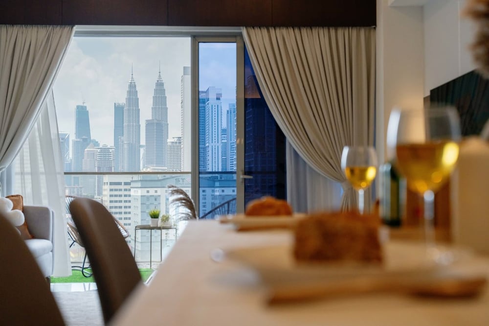 Regalia Residence KL Infinity Pool
