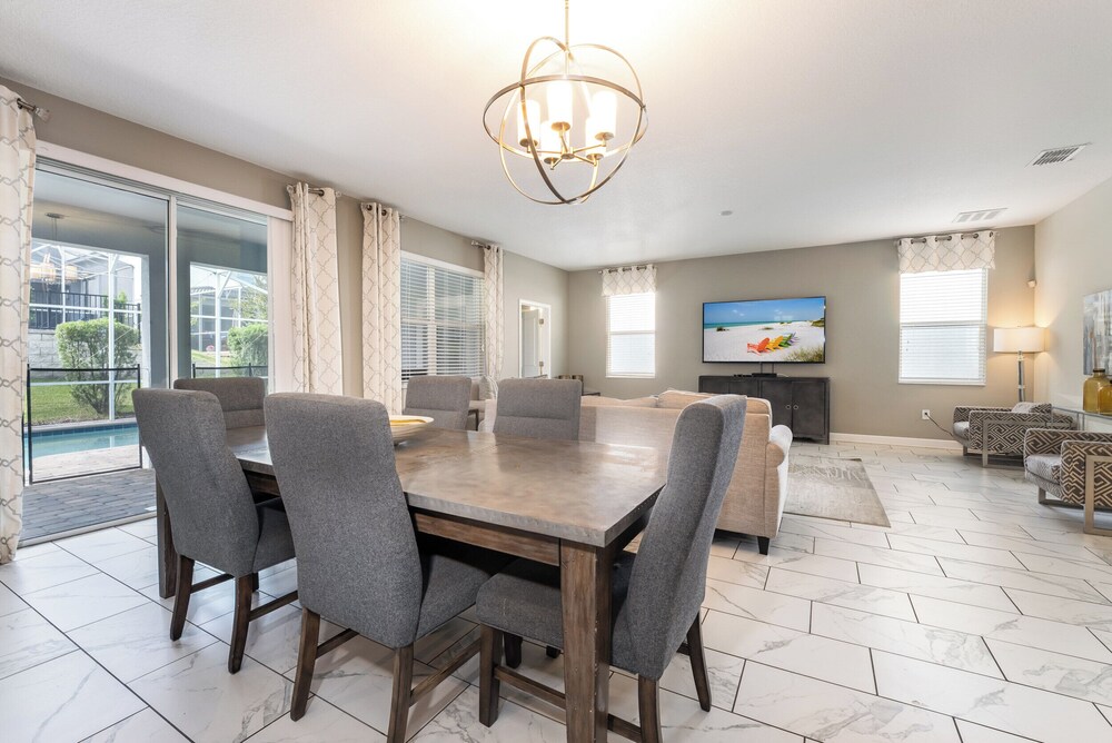 Large 7BR Villa Pool Great for Families