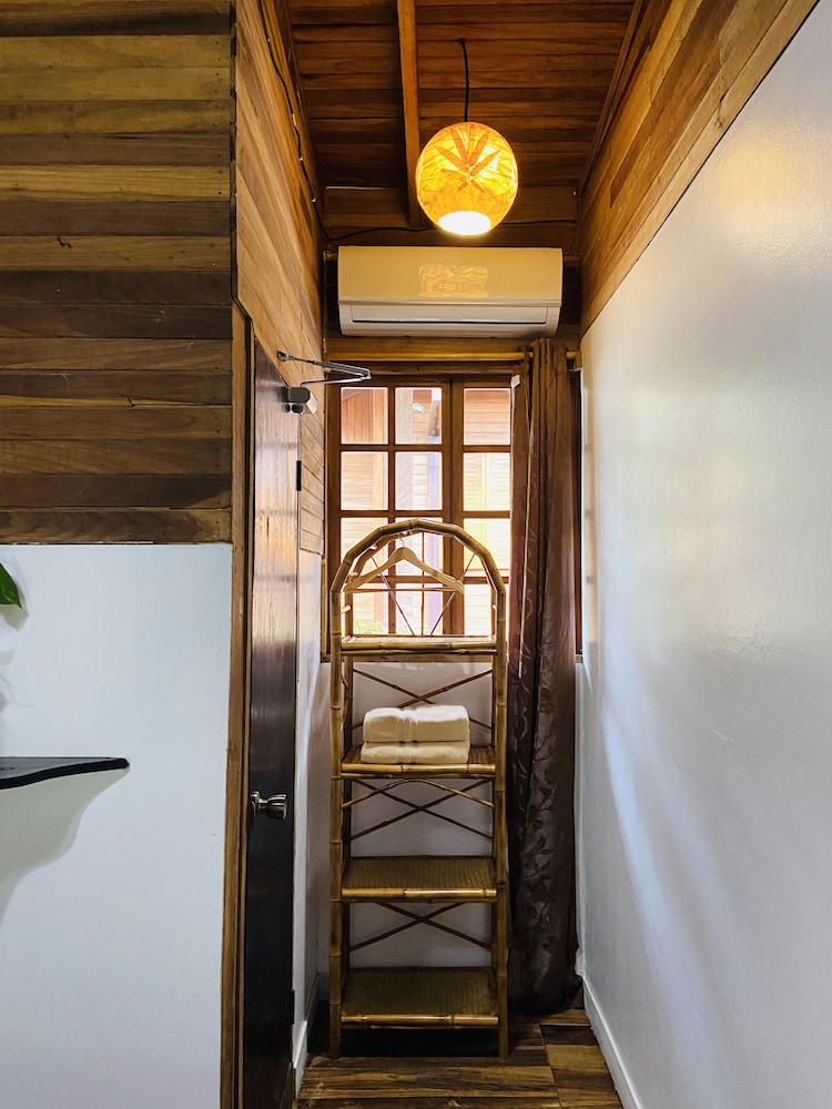 Lizard King Hotel & Suites