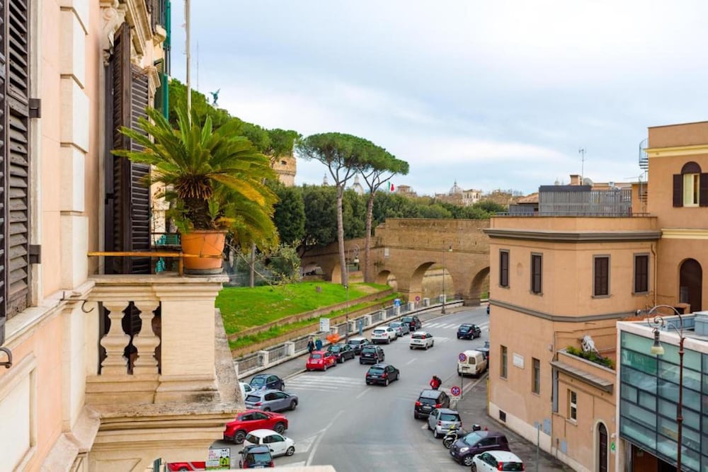 BQ House Castello Luxury Rooms