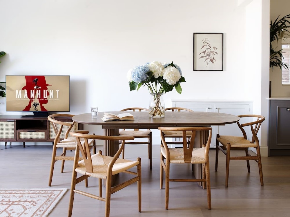 Luxurious 3-bedroom Notting Hill