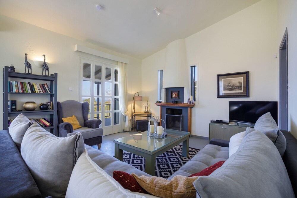 Villa Filokalia With Exceptional View photo 5