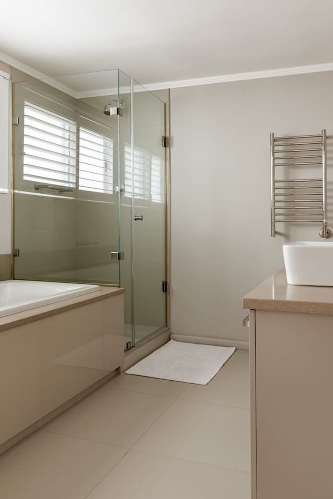Bantry Place - Luxury Apartment