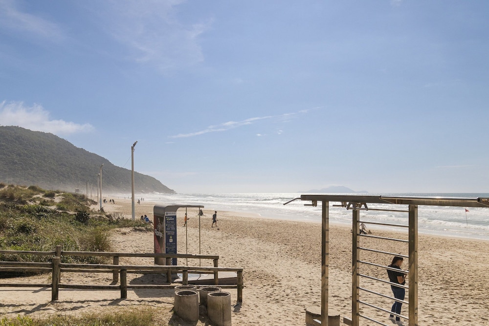 Ap w/ Balcony 200 m From the Beach Ingleses Vin202