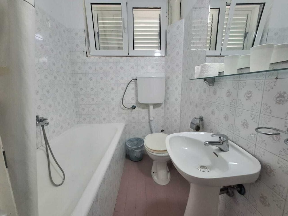 Apartments Andjus