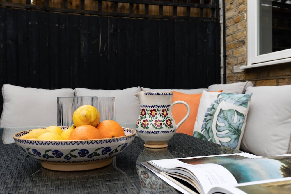 Magdalen Road by Onefinestay