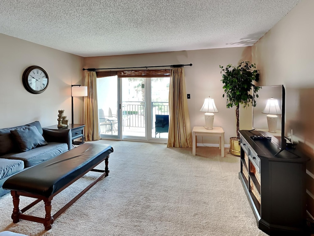 Emerald Isle Fort Walton Beach by Southern Vacation Rentals