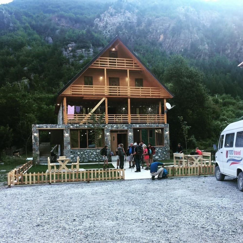 Alpine House Thethe