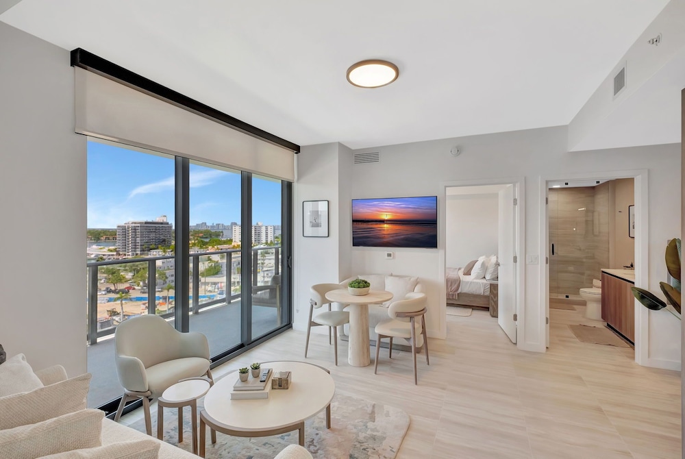 Luxury Condos Near Miami Beach