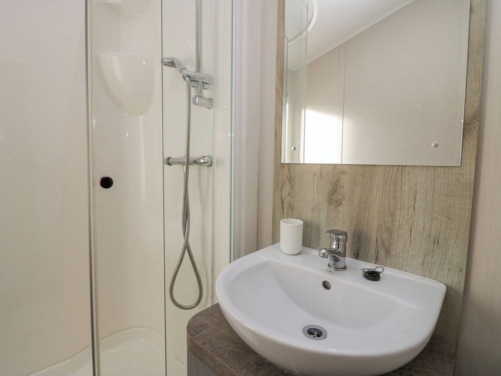 The Three Bears Lodge, Coniston Drive 11